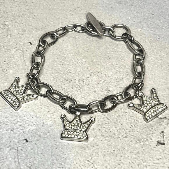 Folli Follie Silver-Tone Rhinestone Crown Charm Bracelet- Stamped - Picture 1 of 5